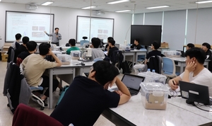 경남과학교육원, 경남 최초 큐브위성 개발 2차 교육